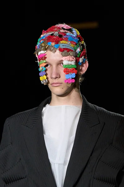 Look 4